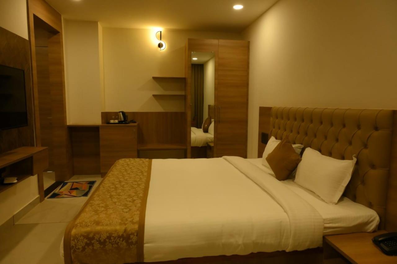 Shrreyas Inn Boarding & Lodging Kundapur Exterior photo