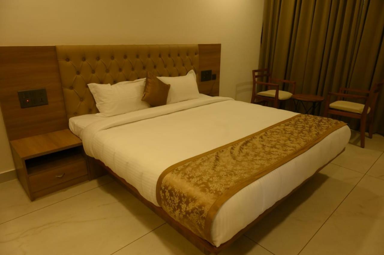 Shrreyas Inn Boarding & Lodging Kundapur Exterior photo